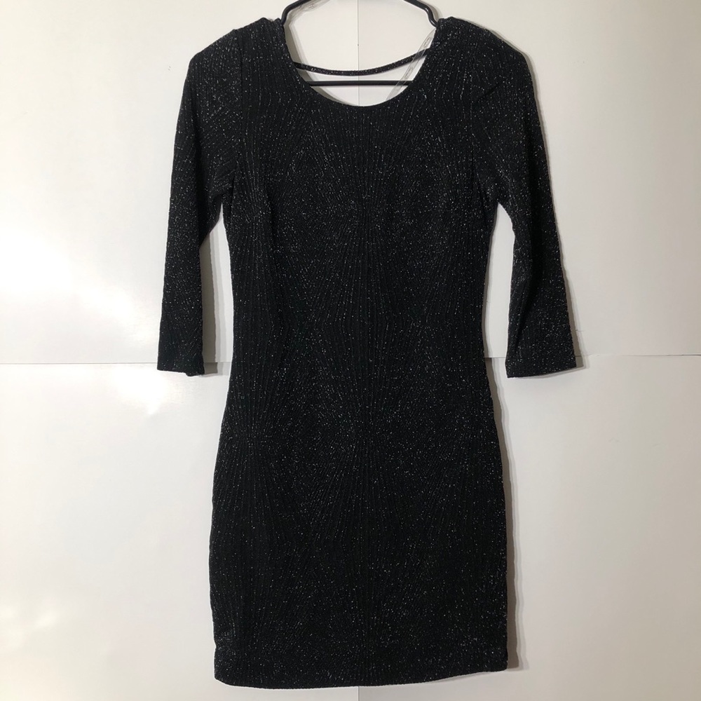 3/$20 Trixxi long sleeve mini black dress size M